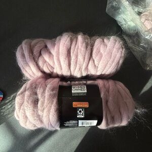 Mainstays Roving Yarn bundle of 2  color is "Mauve Splash"
